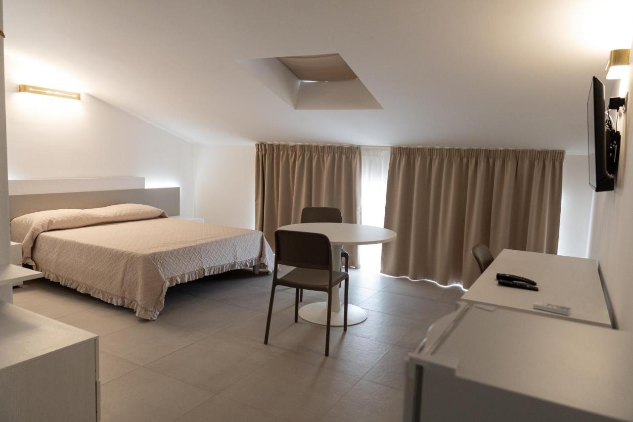 Il Colle Hotel Ferentino Ngoại thất bức ảnh